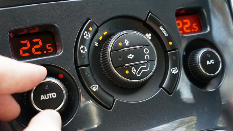 Ο χρυσός κανόνας των πέντε λεπτών για το air condition του αυτοκινήτου