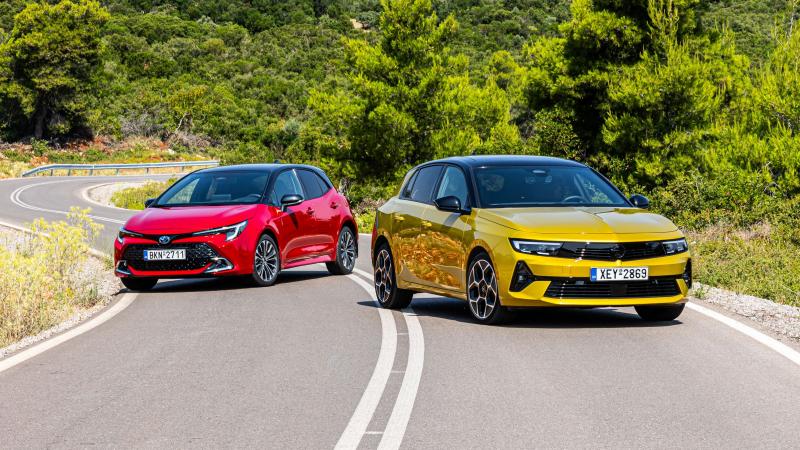 Opel Astra vs Toyota Corolla 1
