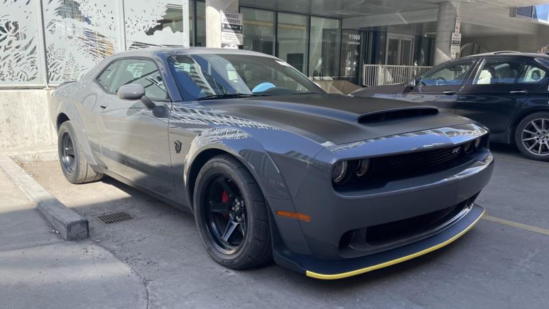 Dodge Challenger SRT Demon πωλείται με τις ζελατίνες