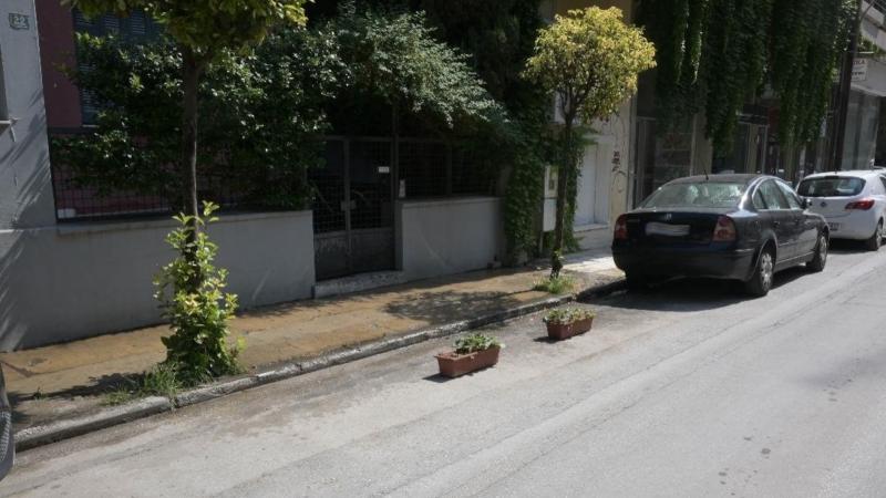 Μπορώ να κρατάω θέση parking στον δρόμο; - Ποιο είναι το πρόστιμο