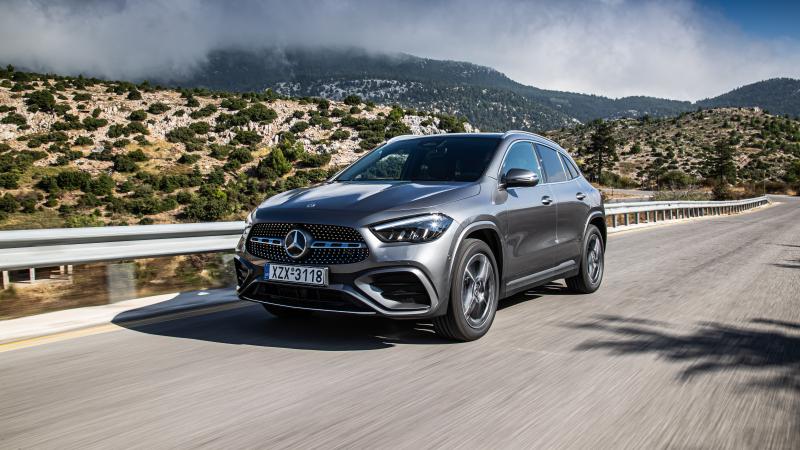 Mercedes-Benz GLA 2024