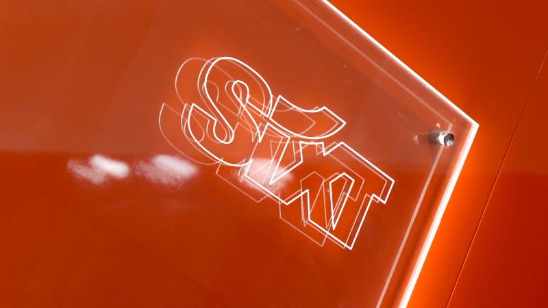 SIXT 1