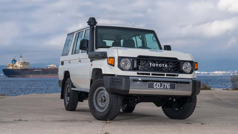 Toyota Land Cruiser ανθρωπιστική βοήθεια 