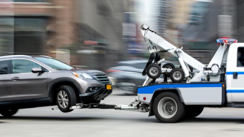 Γερανός Αστυνομίας Ρυμούλκηση και δημοπρασία αυτοκινήτου 