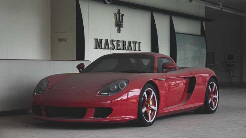 Porsche Carrera GT abandoned