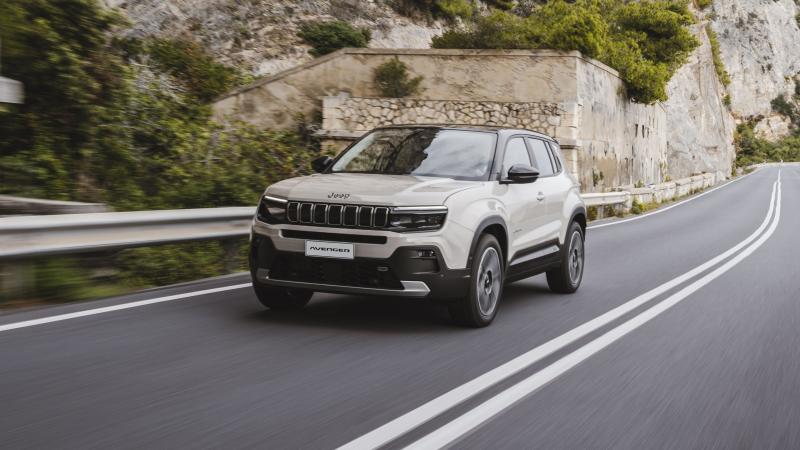 Jeep Avenger e-Hybrid 1