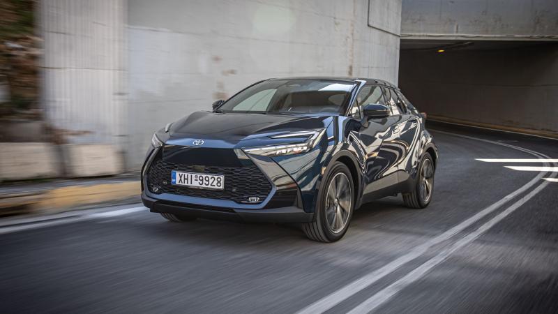 Toyota C-HR 1 2024 1