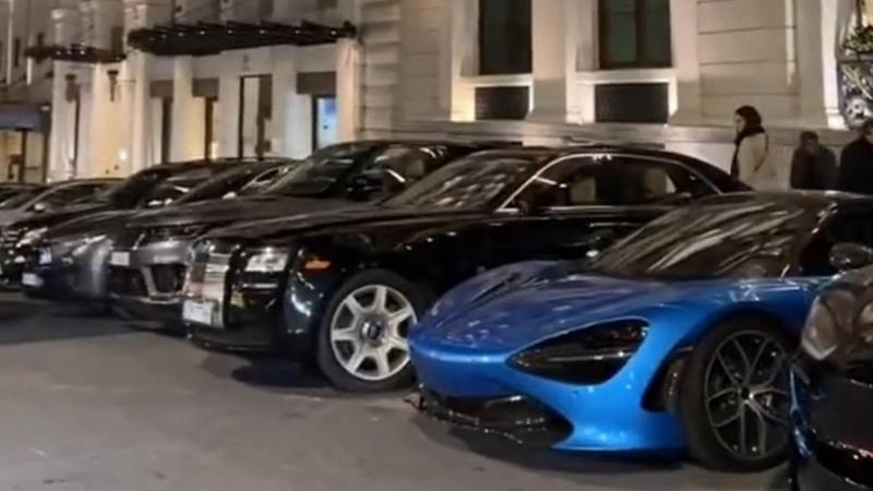 Σύνταγμα supercars