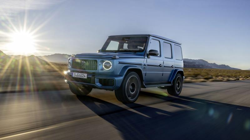 Mercedes-Benz G-Class 1