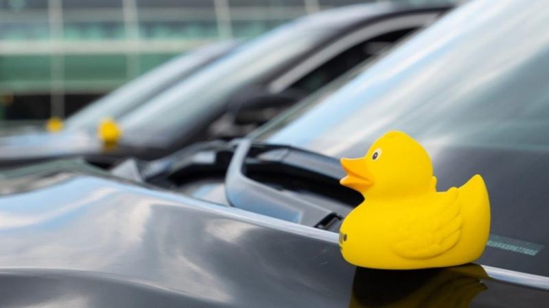 ducking jeep
