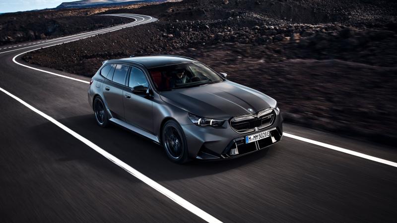 BMW M5 Touring 1