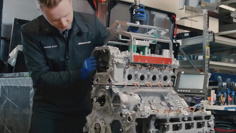 Mercedes-AMG V8 engine