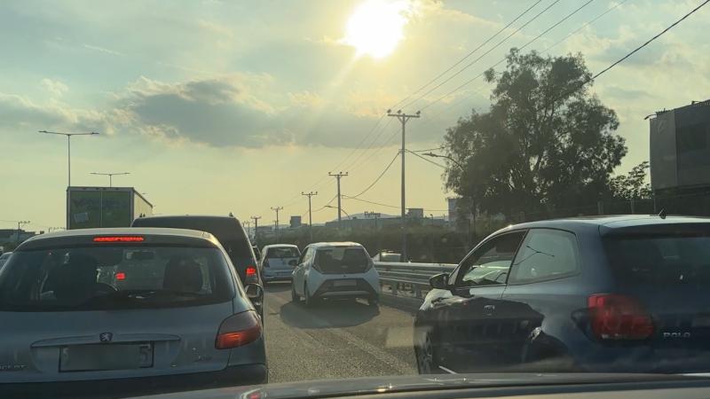 είσοδος στη ΛΕΑ στον Κηφισό
