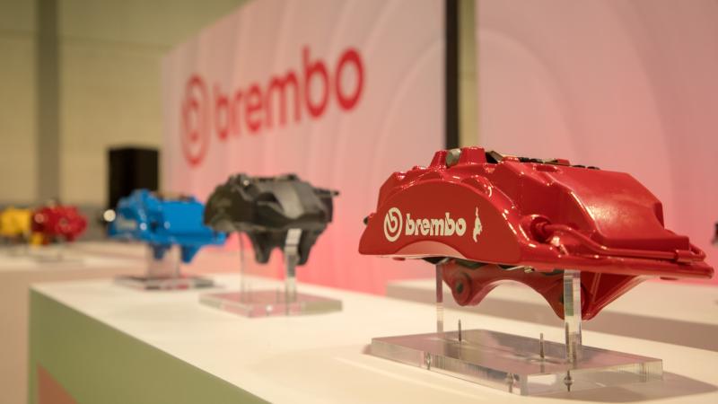 Brembo ohlins.