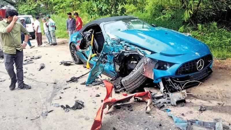 mercedes crash