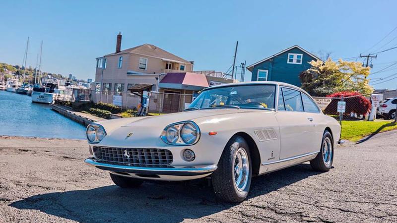Ferrari 330 GT 2+2 coupe Enzo Ferrari