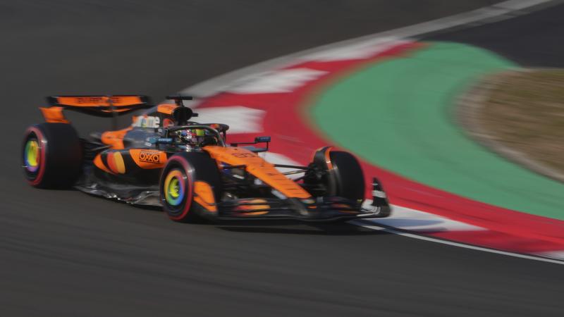 Piastri pole position China 2025