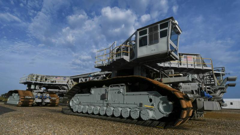 crawler-transporter-1