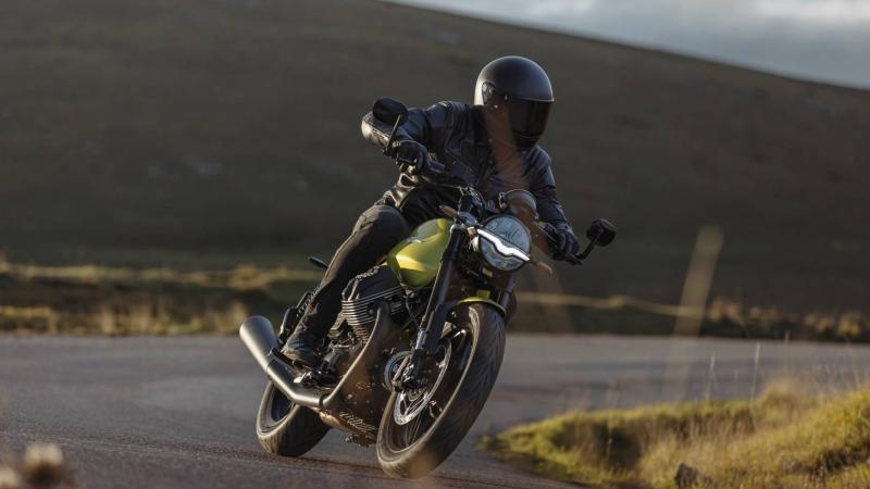 motoguzzi_V7_2025