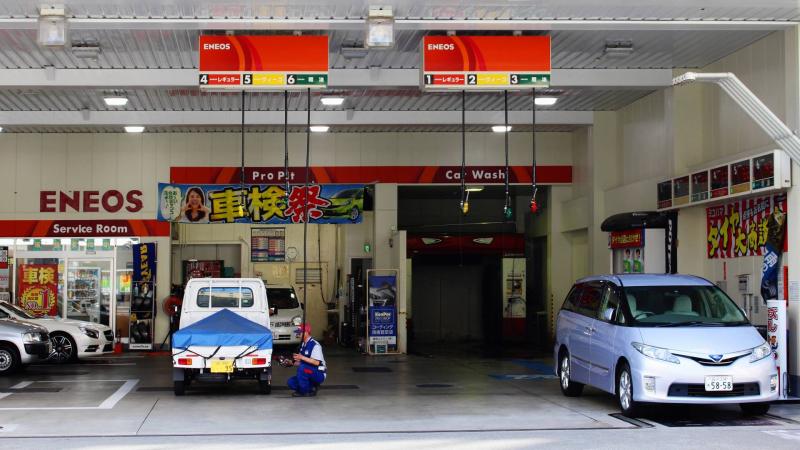 tokyo-gas-station-4