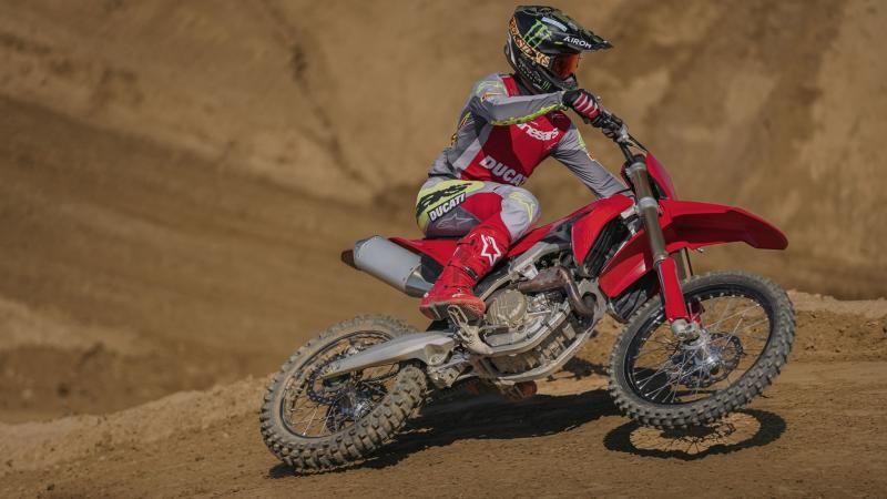 Ducati Desmo450MX 1