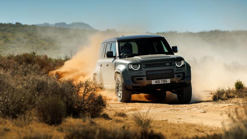 Land Rover Defender OCTA 1