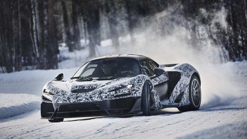 McLaren W1 winter test