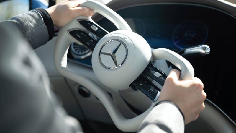 Mercedes-steer-by-wire-5
