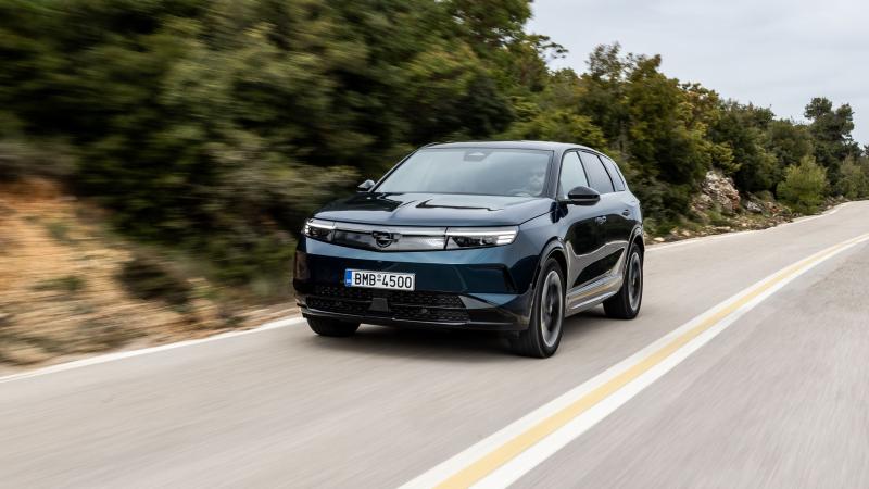 Opel Grandland Electric 214 PS 77 kWh 1