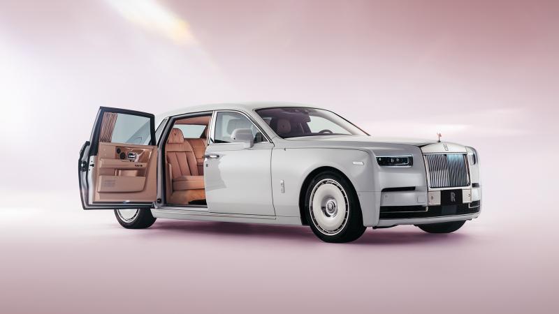 Rolls-Royce Phantom Cherry Blossom