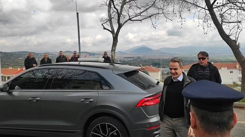 μητσοτάκης audi q8