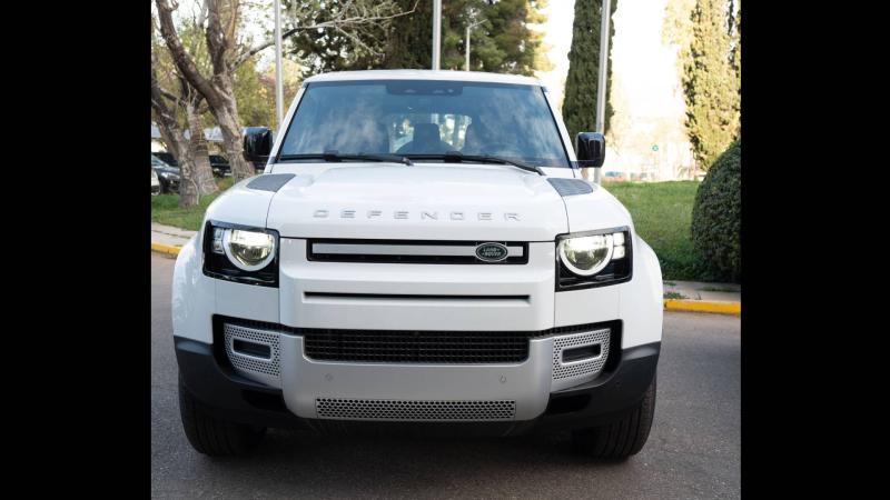 Land Rover Defender peripoliko