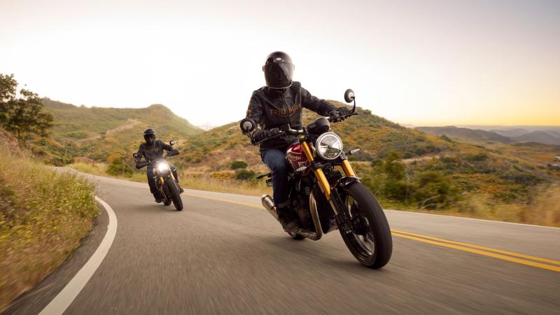 triumph 400 speed-scramble 400 X