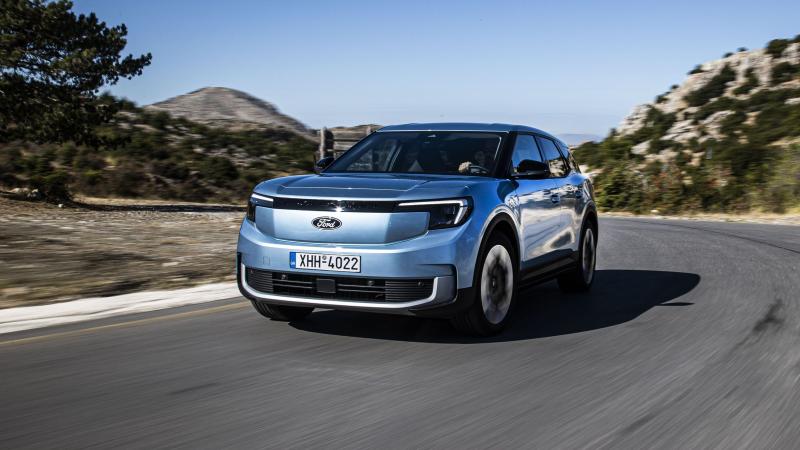 Ford Explorer 2025 1