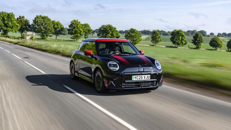 MINI JCW Electric 4
