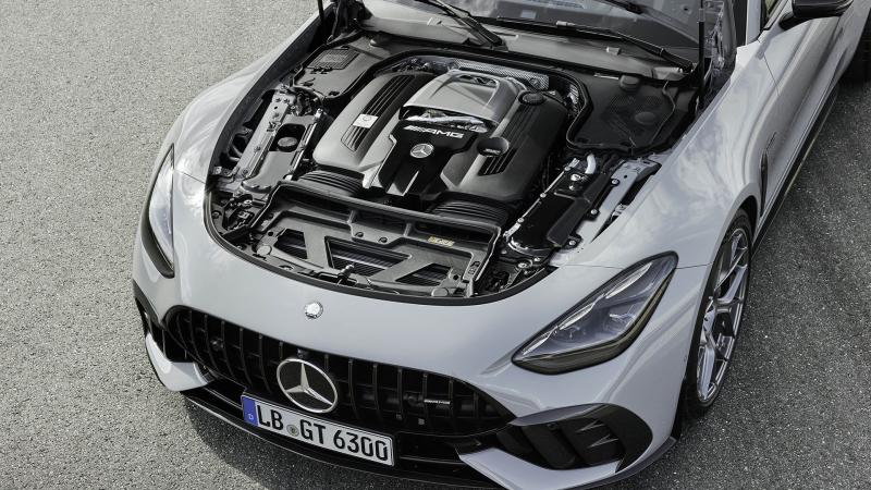 Mercedes-AMG V8 engine