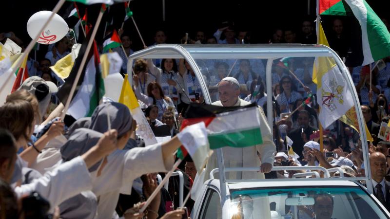 Pope mobile 1