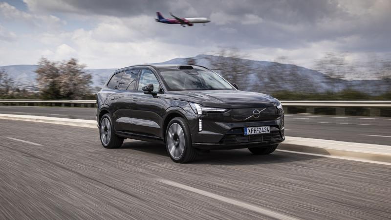 Volvo EX90 2025 1