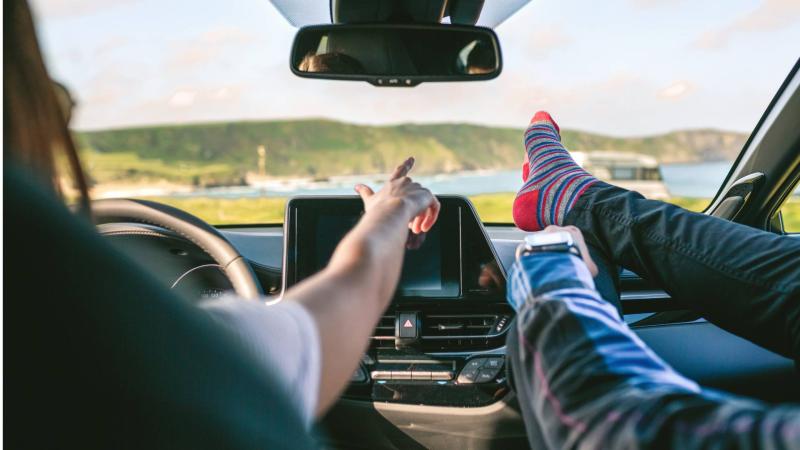 co-driver-feet