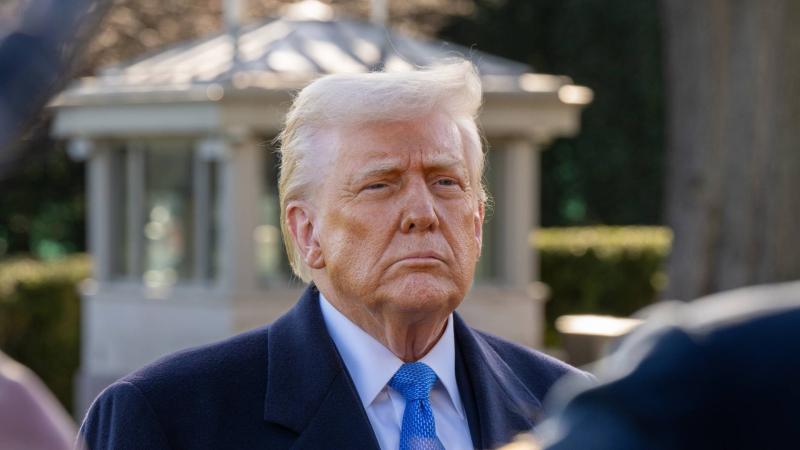 donald-trump-300525