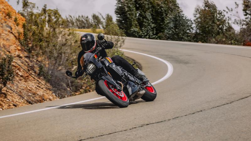 Suzuki GSX-8TT