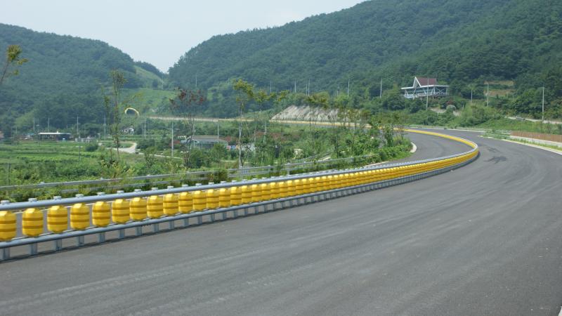 ETI Roller Barrier System: Οι μπαριέρες που σώζουν ζωές στην άσφαλτο