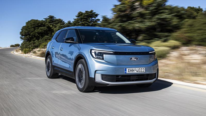 Ford Explorer 2025 1
