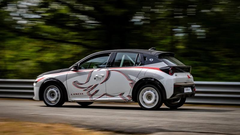 lancia ypsilon