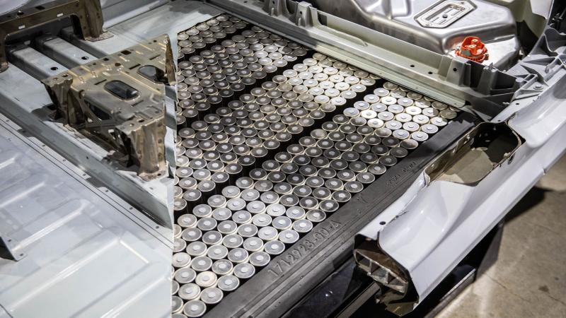 Tesla blade battery