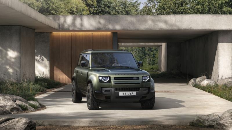 Land Rover Defender