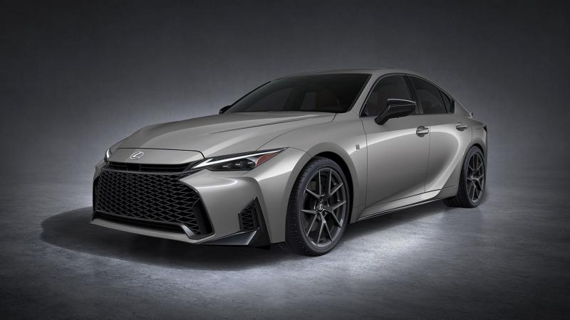 Lexus IS