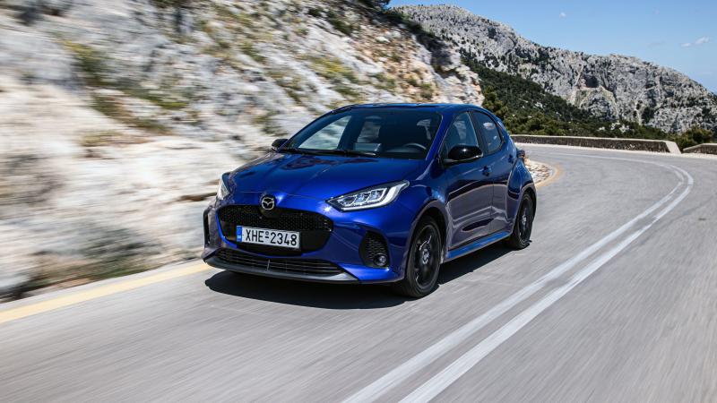 Mazda 2 Hybrid 2025 1