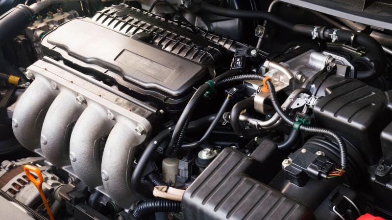 4 cylinder engine