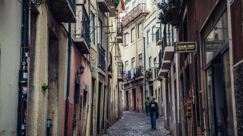 Alfama Lisbon 1